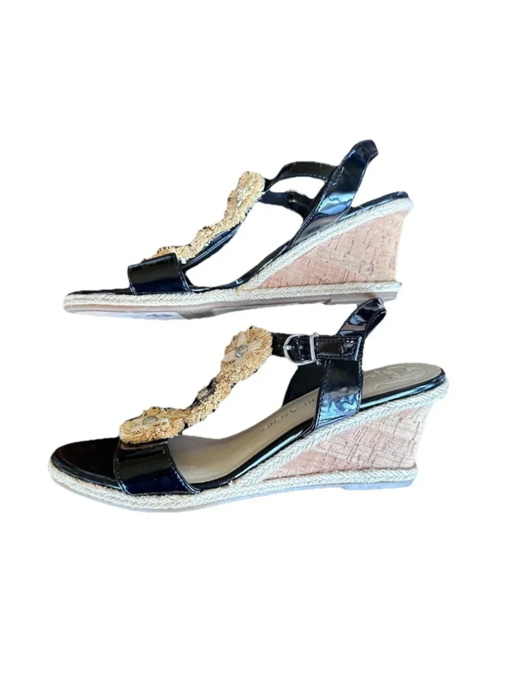 Vintage Etienne Aigner Patent Leather Beachy Floral Sandals Size 6